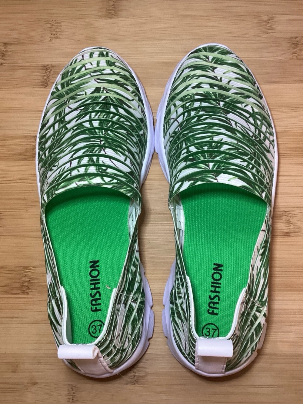 Pamray Women’s Mesh Sneakers